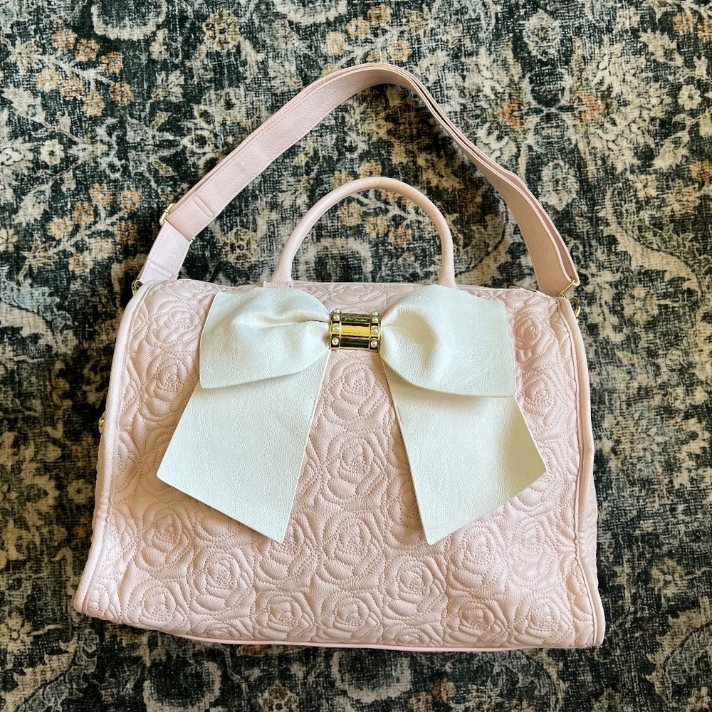 Betsey Johnson Weekender - Picture 4 of 10